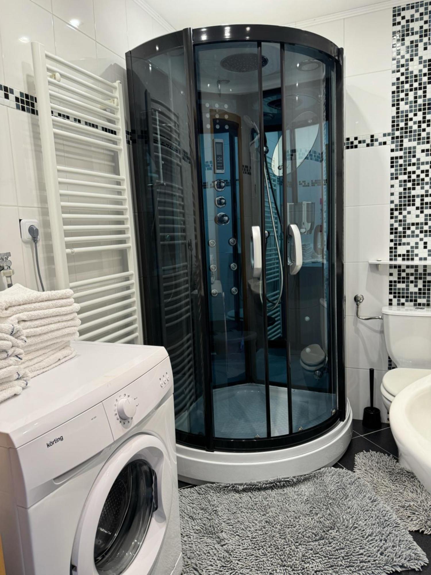Haus Ella Apartment Novi Vinodolski Bagian luar foto