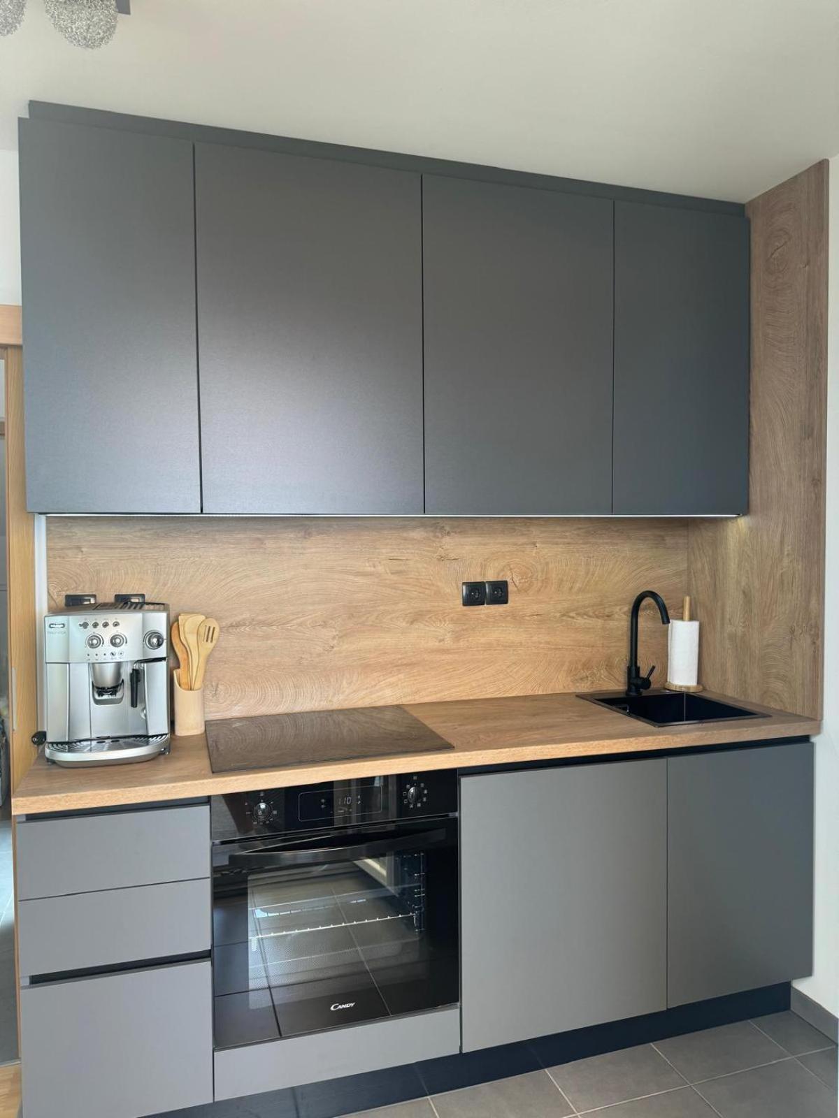 Haus Ella Apartment Novi Vinodolski Bagian luar foto