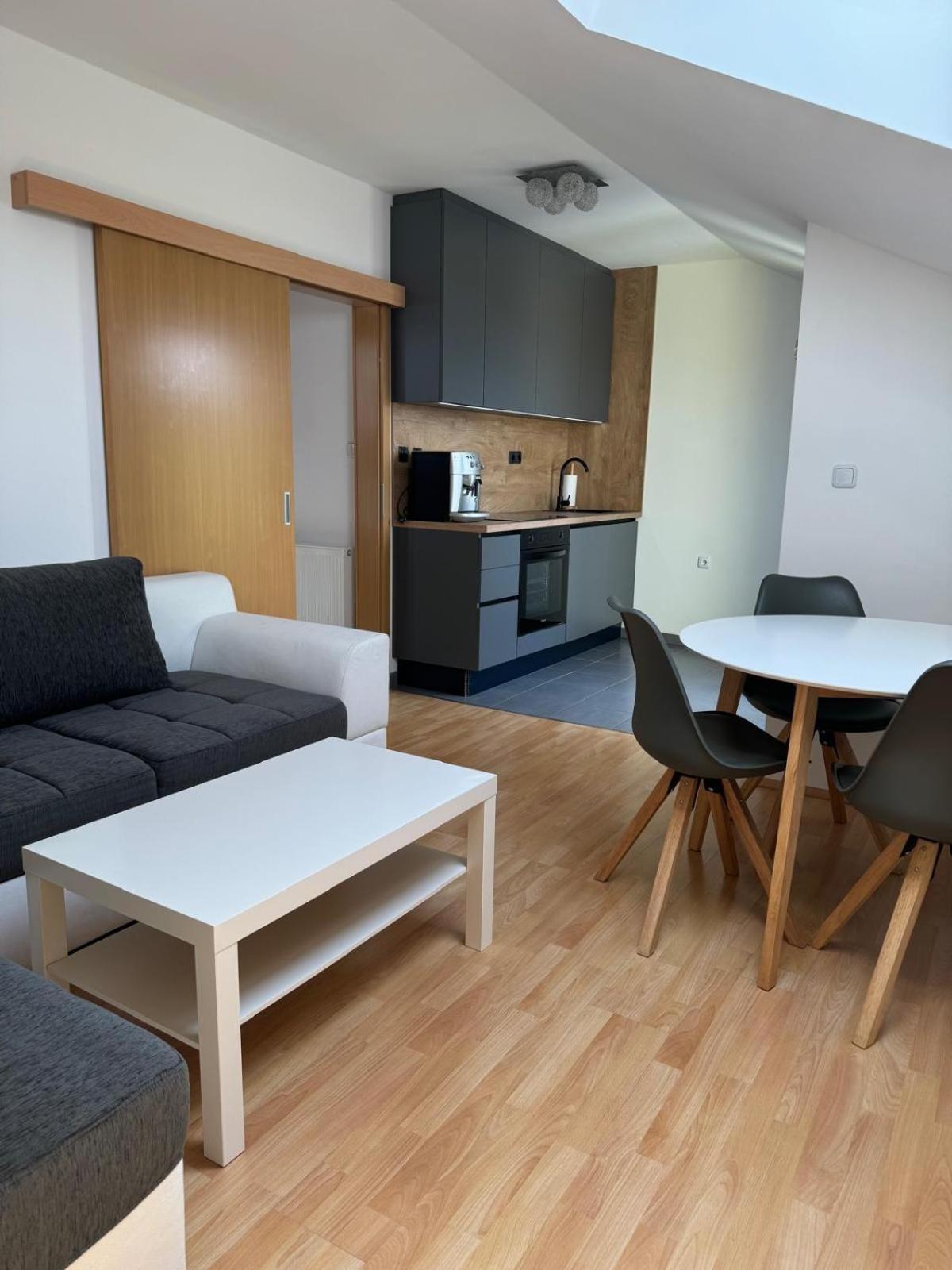 Haus Ella Apartment Novi Vinodolski Bagian luar foto