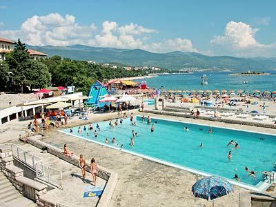 Haus Ella Apartment Novi Vinodolski Bagian luar foto